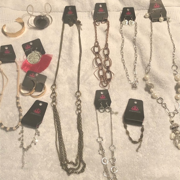 Long and short. Paparazzi Jewelry Lot Of 15 Brand New necklaces!